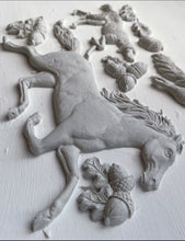 Load image into Gallery viewer, Horse &amp; Hound Mould IOD™ Iron Orchid Designs
